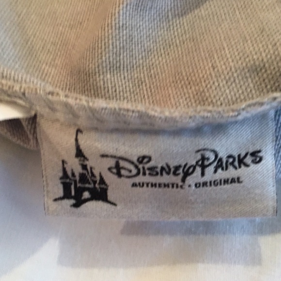 Disneyland Park Vault 28 Bag - Picture 3 of 3